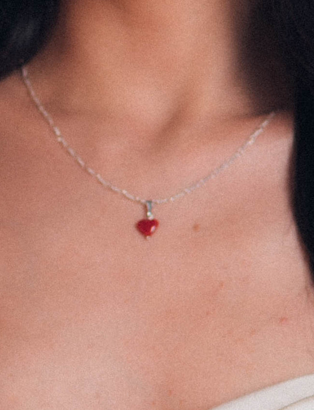 Pendant necklaces